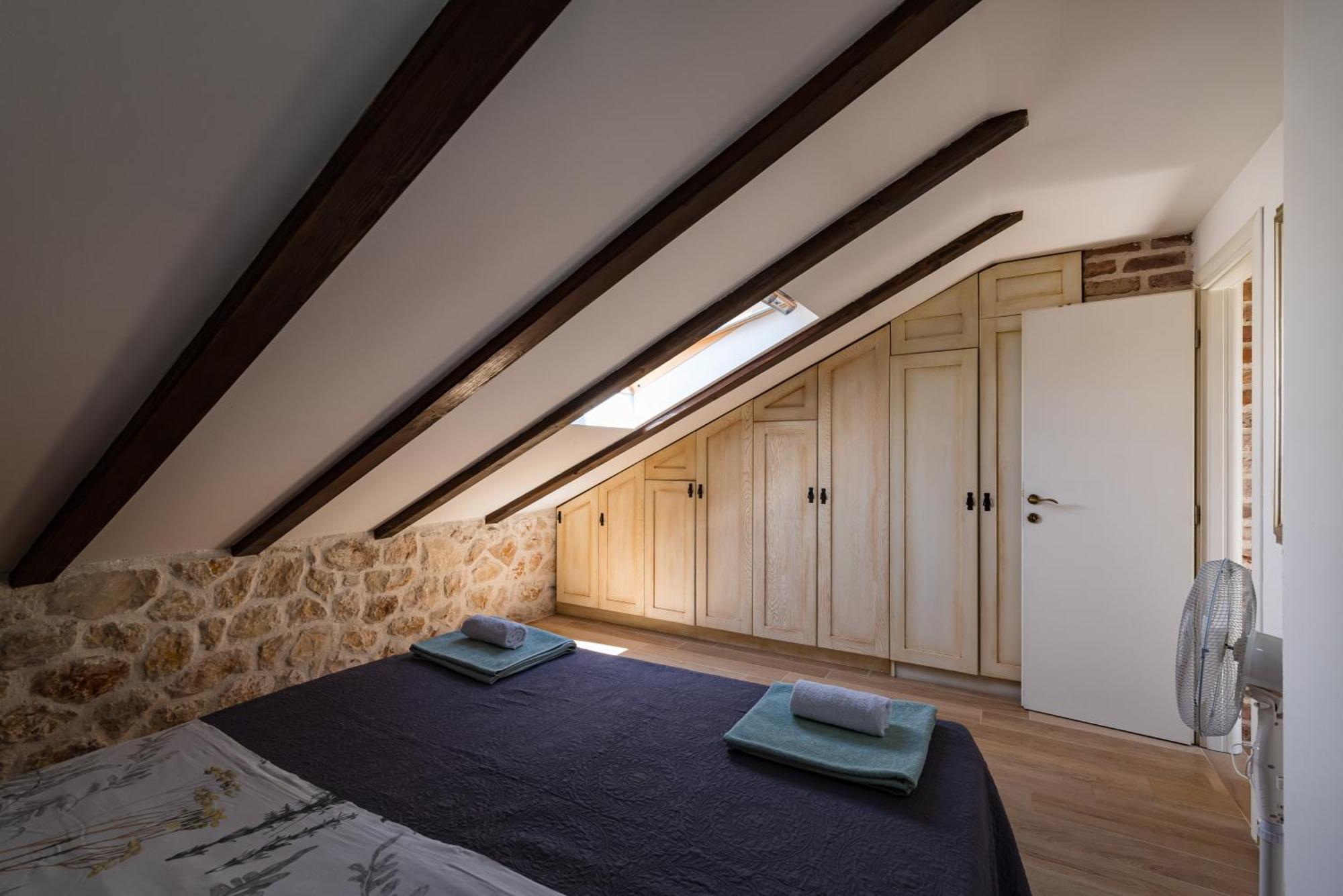 Villa Stone House à Ražanac Extérieur photo