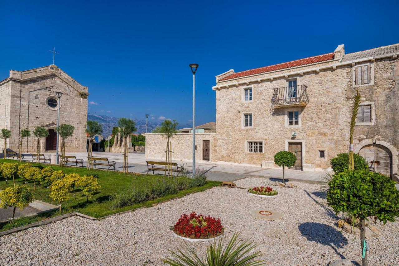 Villa Stone House à Ražanac Extérieur photo